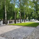 Bauhaus Wellness Apart-hotel