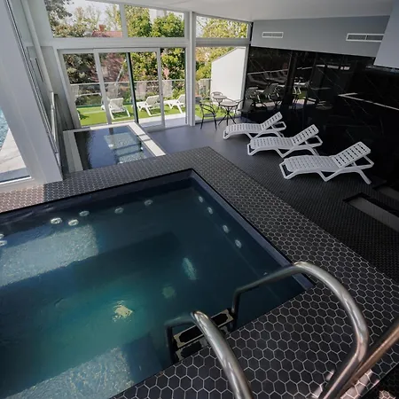 Bauhaus Wellness Siofok