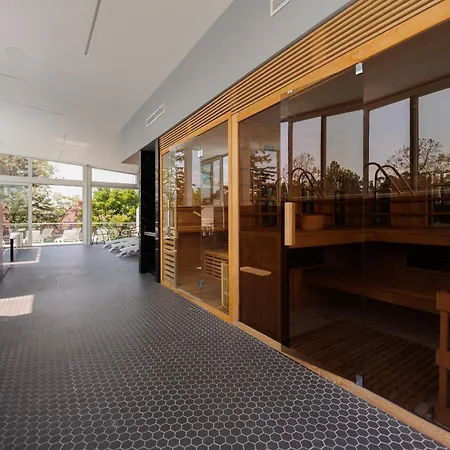 Apart-hotel Bauhaus Wellness